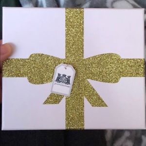 Juicy couture coin purse